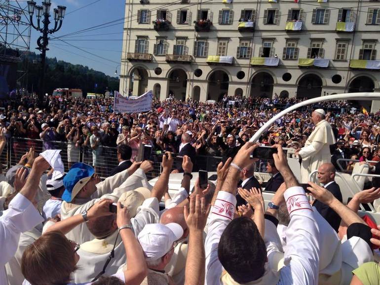 Messa di papa Francesco in piazza Vittorio @ Piazza Vittorio Veneto