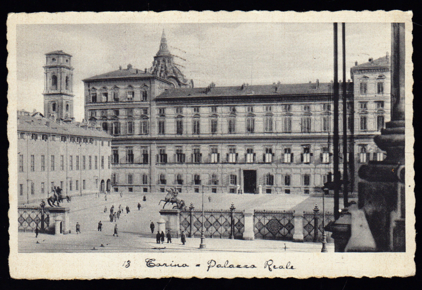 Palazzo Reale e la piazza @ Piazza Castello