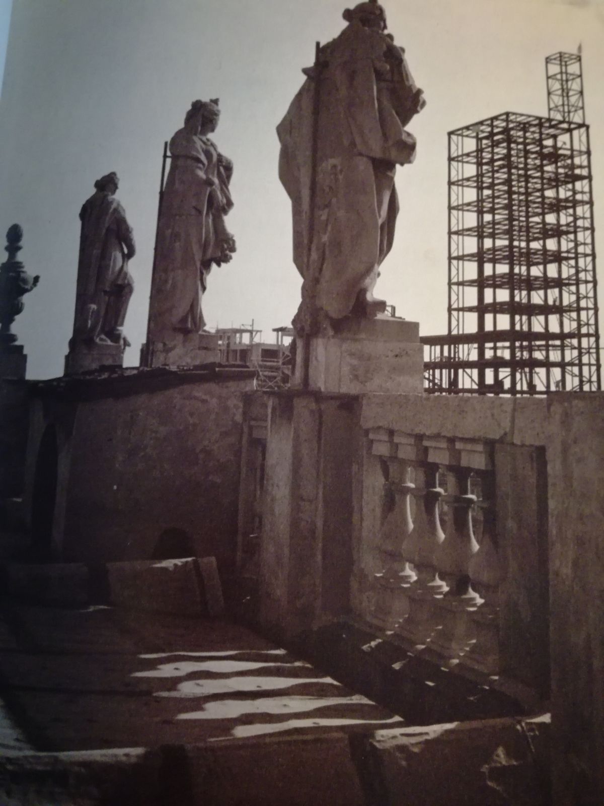 Fotografia di Mario, Gabinio, 1933 A @ Torre Littoria