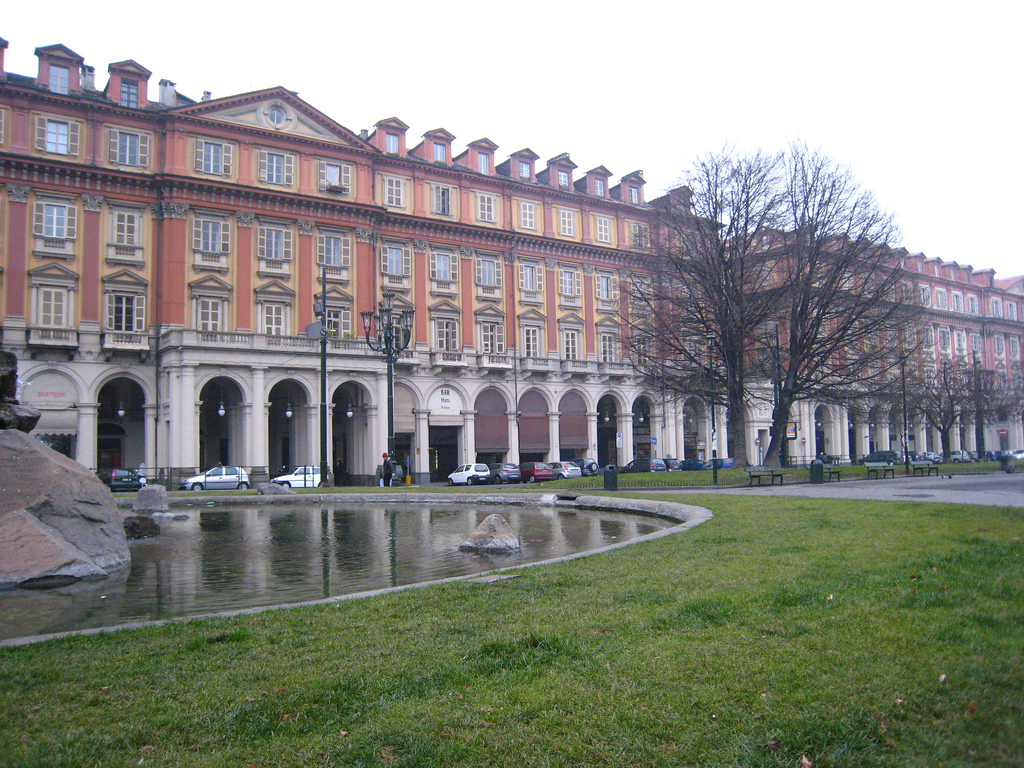 Palazzo Paravia @ Piazza Statuto