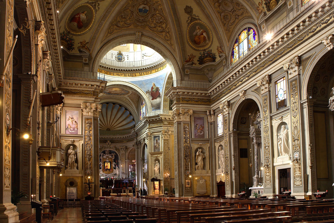 Interno della Basilica @ Basilica di Santa Maria delle Grazie