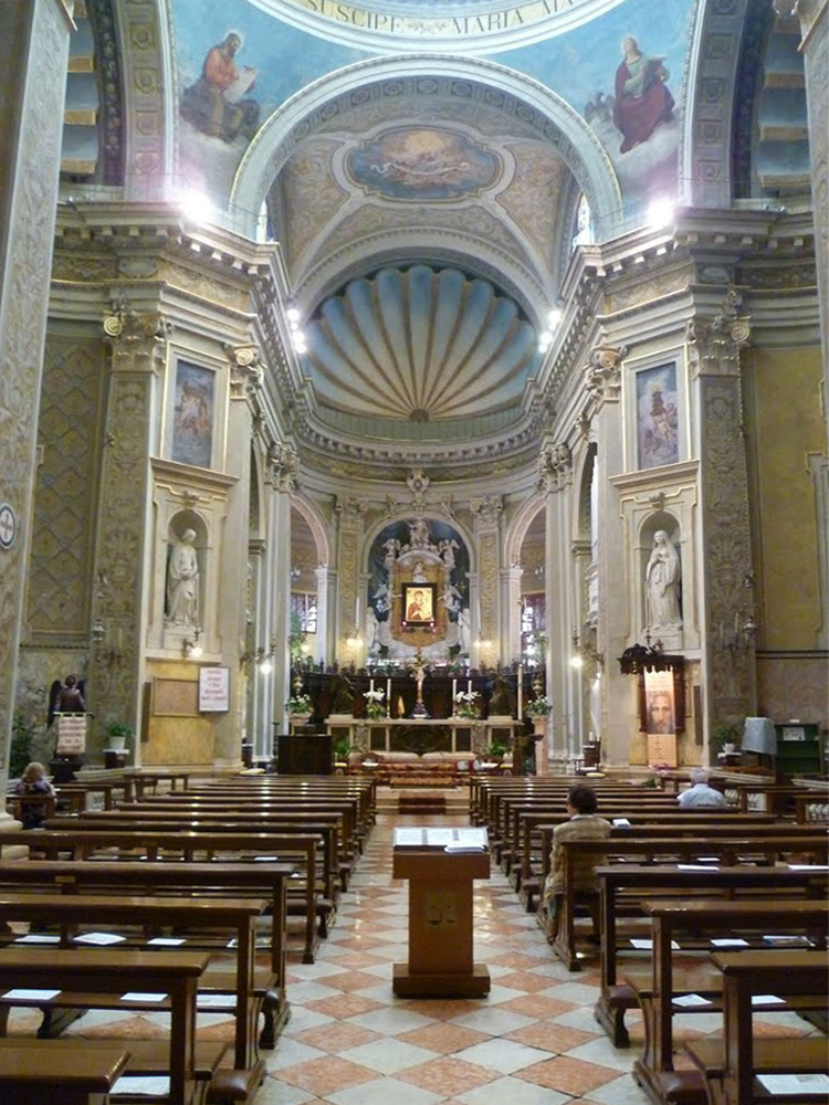 L'icona nel presbiterio @ Basilica di Santa Maria delle Grazie