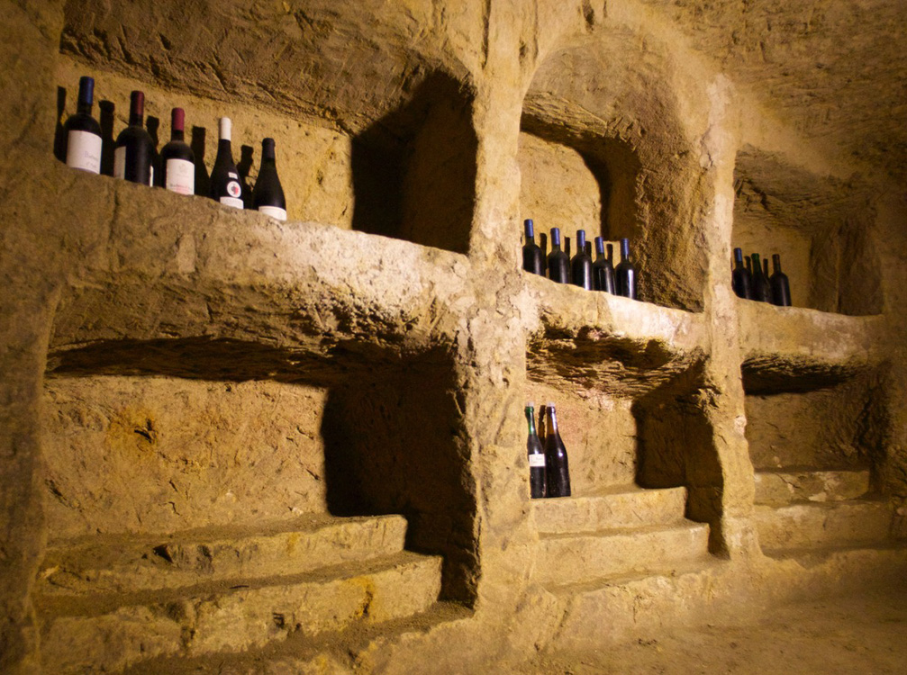 Allestimento e visite giudate degli Infernot @ Club per l'Unesco Vignale Monferrato