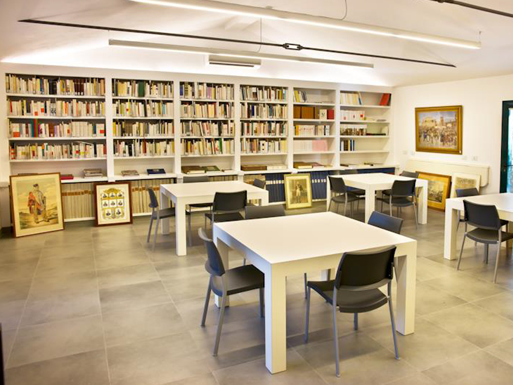 Sala lettura @ La "sala di lettura" al Tondo dei Cipressi