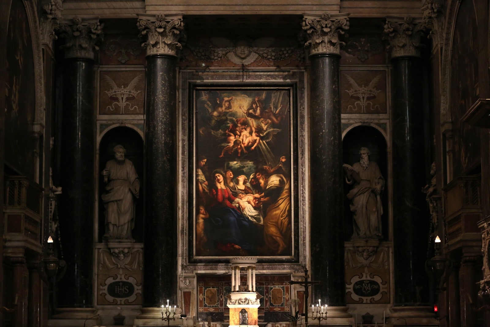 La grandiosa opera di Rubens @ Chiesa del Gesù (o dei Santi Ambrogio e Andrea)