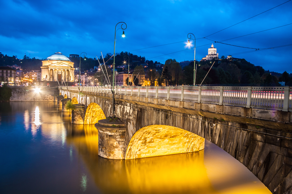 The treasure of the bridge @ Ponte Vittorio Emanuele I