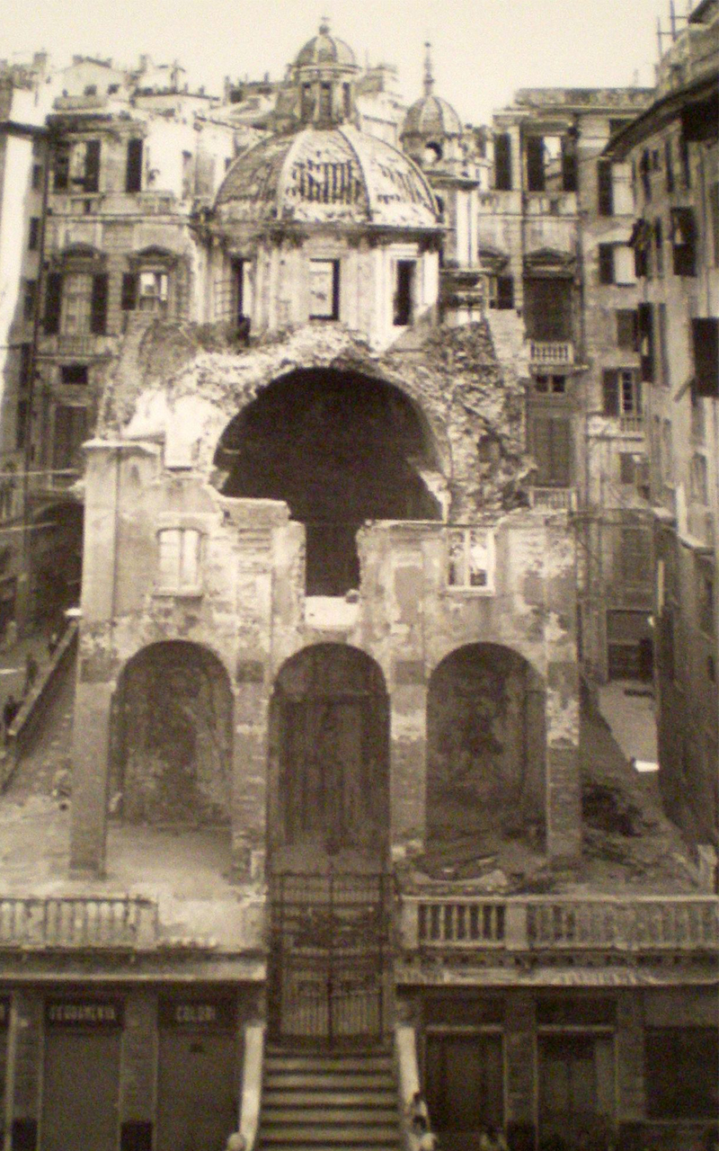 Il bombardamento della Seconda Guerra Mondiale @ Chiesa di San Pietro in Banchi