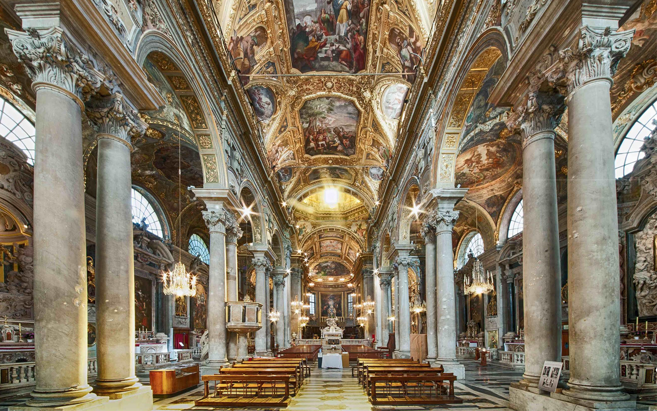Baroque interior style @ S.Maria delle Vigne