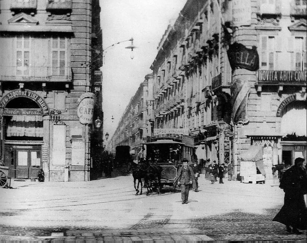 The axis of the first transport networs @ Via Garibaldi
