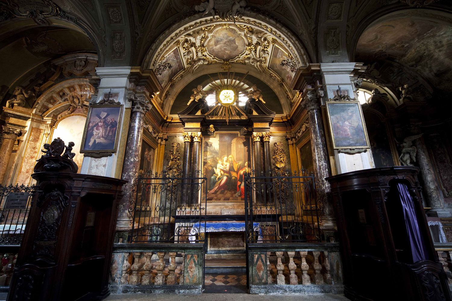 La cappella della Compagnia di Sant’Anna @ Chiesa di San Francesco d'Assisi