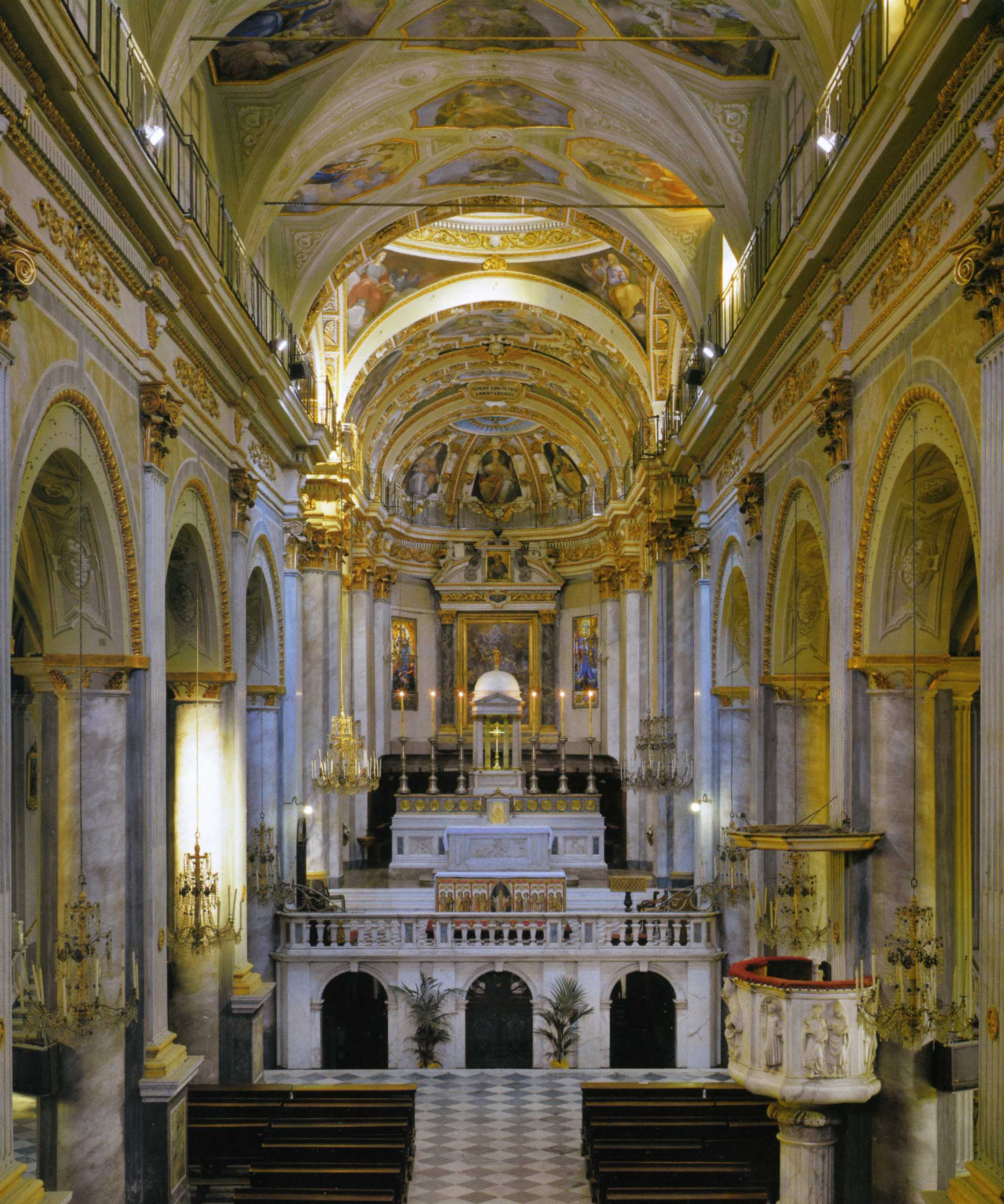 L'interno della Cattedrale @ Cattedrale di Santa Maria Assunta
