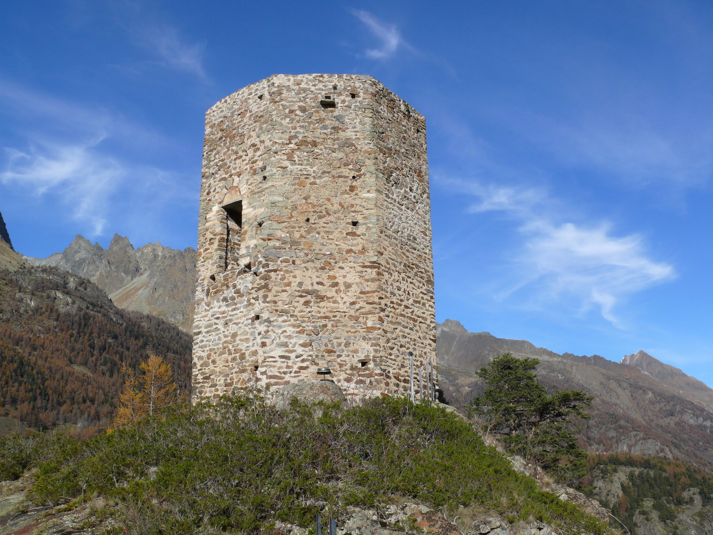 La torre @ Riqualificazione torre "Tornalla" a Oyace (AO)