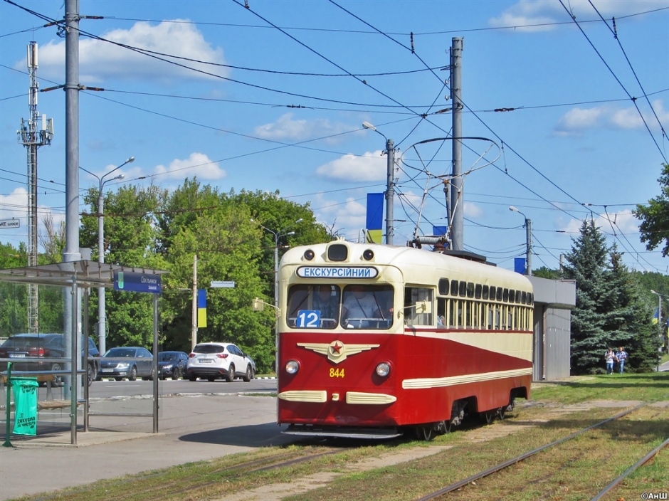 Il Tram storico MTV-82 @ Салтівське трамвайне депо / Deposito del tram Saltovsky