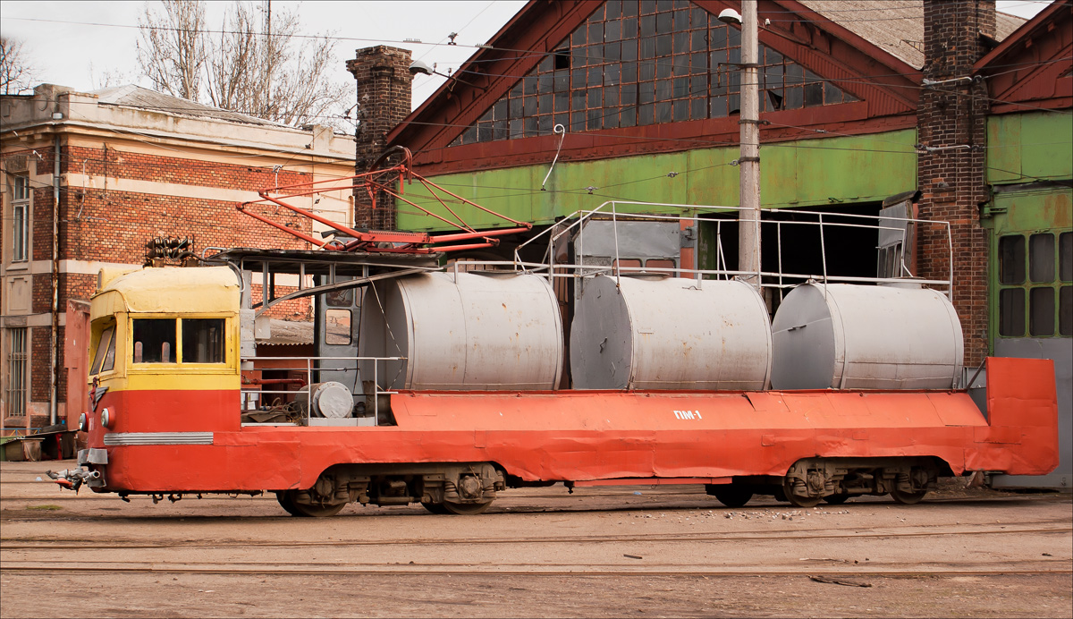 Il riciclo di alcuni MTV-82 @ Салтівське трамвайне депо / Deposito del tram Saltovsky