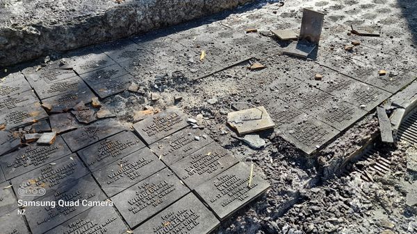 I danni dei bombardamenti @ Меморіал Жертв Тоталітаризму / Ukrainian-Polish memorial to the victims of totalitarianism