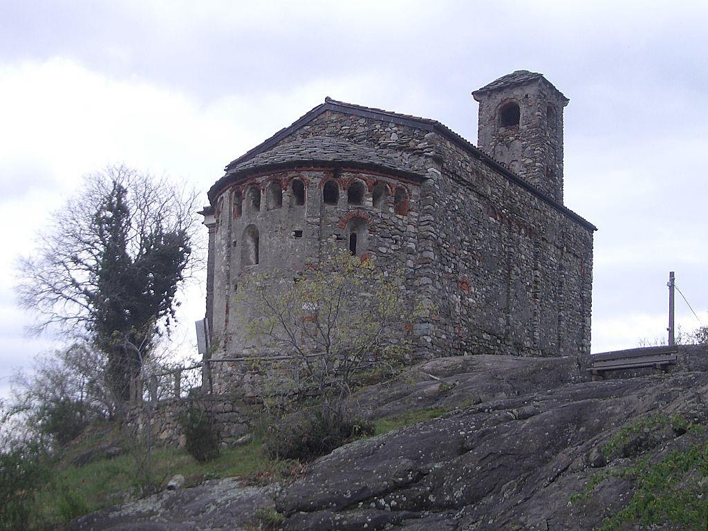 Un solido esempio di architettura romanica @ Chiesa di Santo Stefano di Sessano