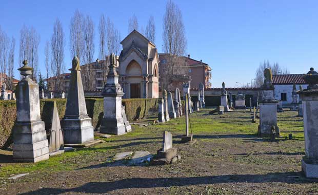 Un cimitero identitario @ Cimitero Ebraico