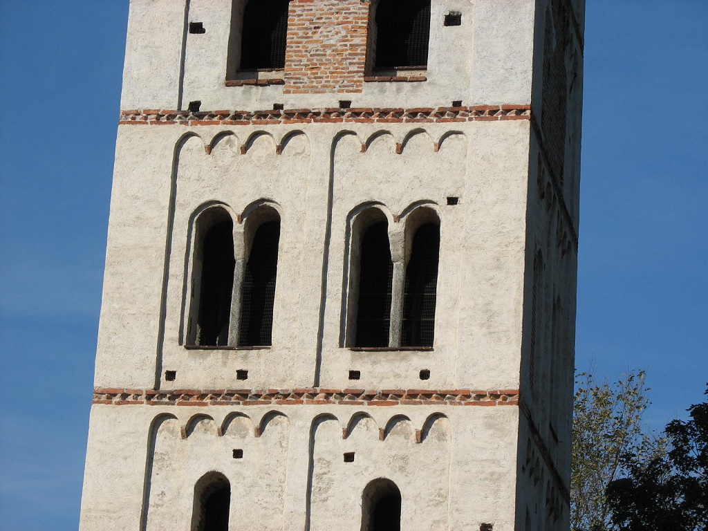 Il sistema decorativo delle finestre @ Torre Santo Stefano
