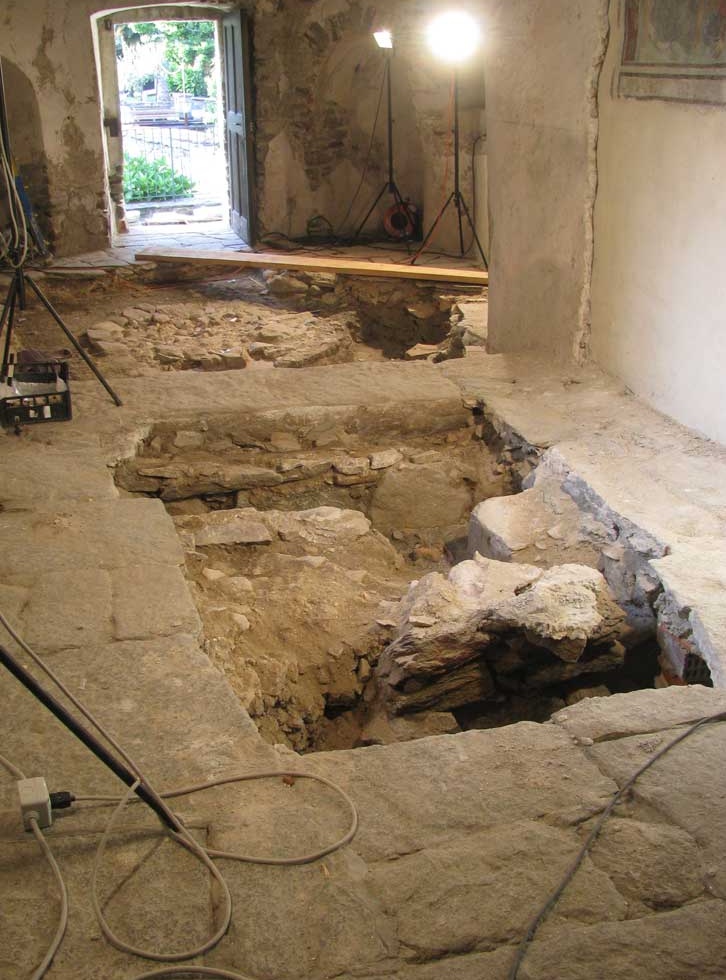 Scavi archeologici @ Pieve di San Lorenzo e Battistero di San Giovanni