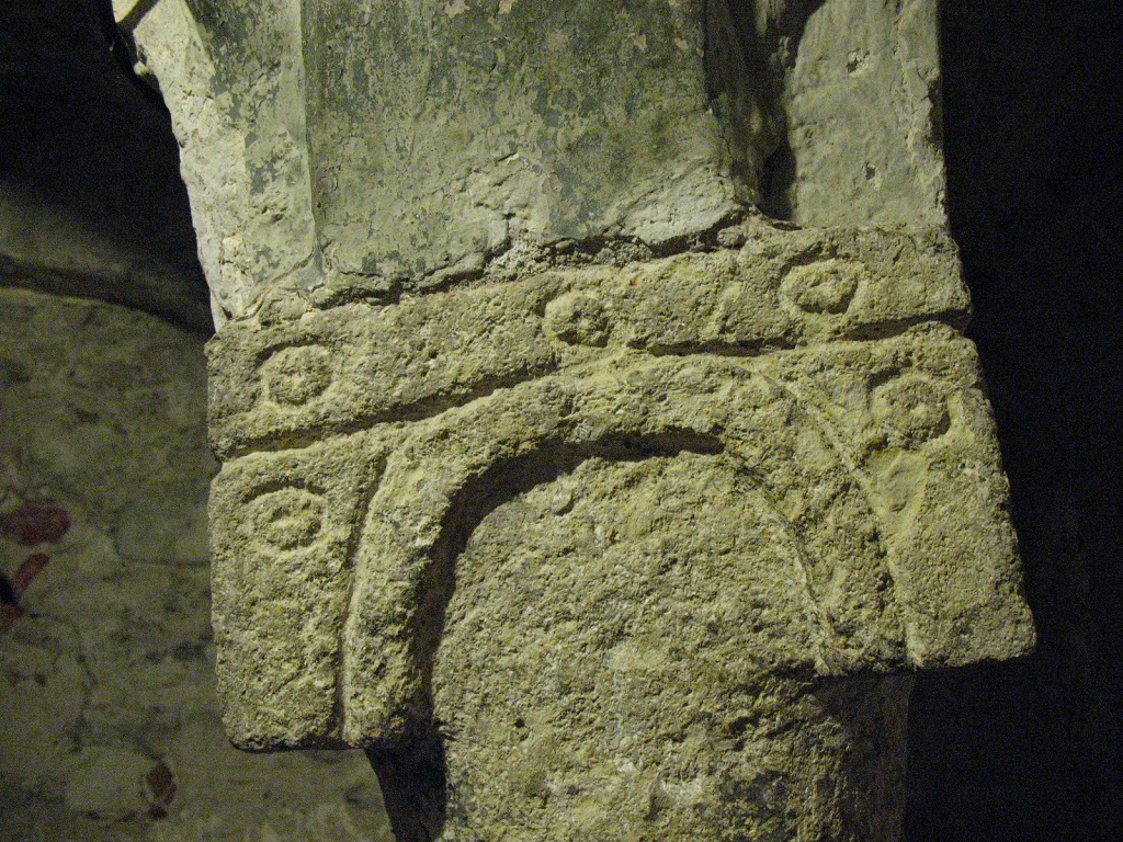 I capitelli della cripta @ Chiesa di Santo Stefano al Monte