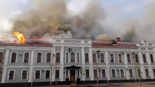 Dopo i bombardamenti @ Dipartimento regionale SBU a Chernihiv / Обласне управління СБУ у Чернігові