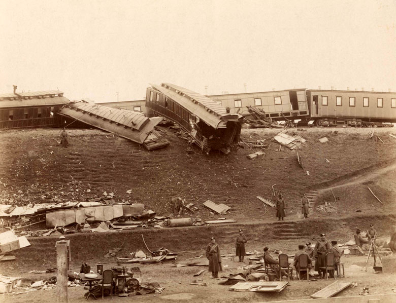 Крах імператорського потягу в 1888 р. @ Місто-привид "Атомні Борки"/ Città fantasma "Atomni Borky"