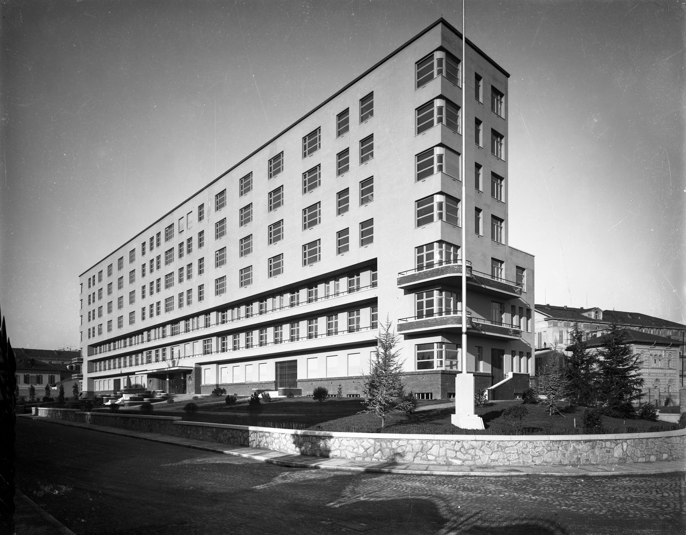 Monoblocco, 1937 @ Complesso Ex Ospedale degli Infermi