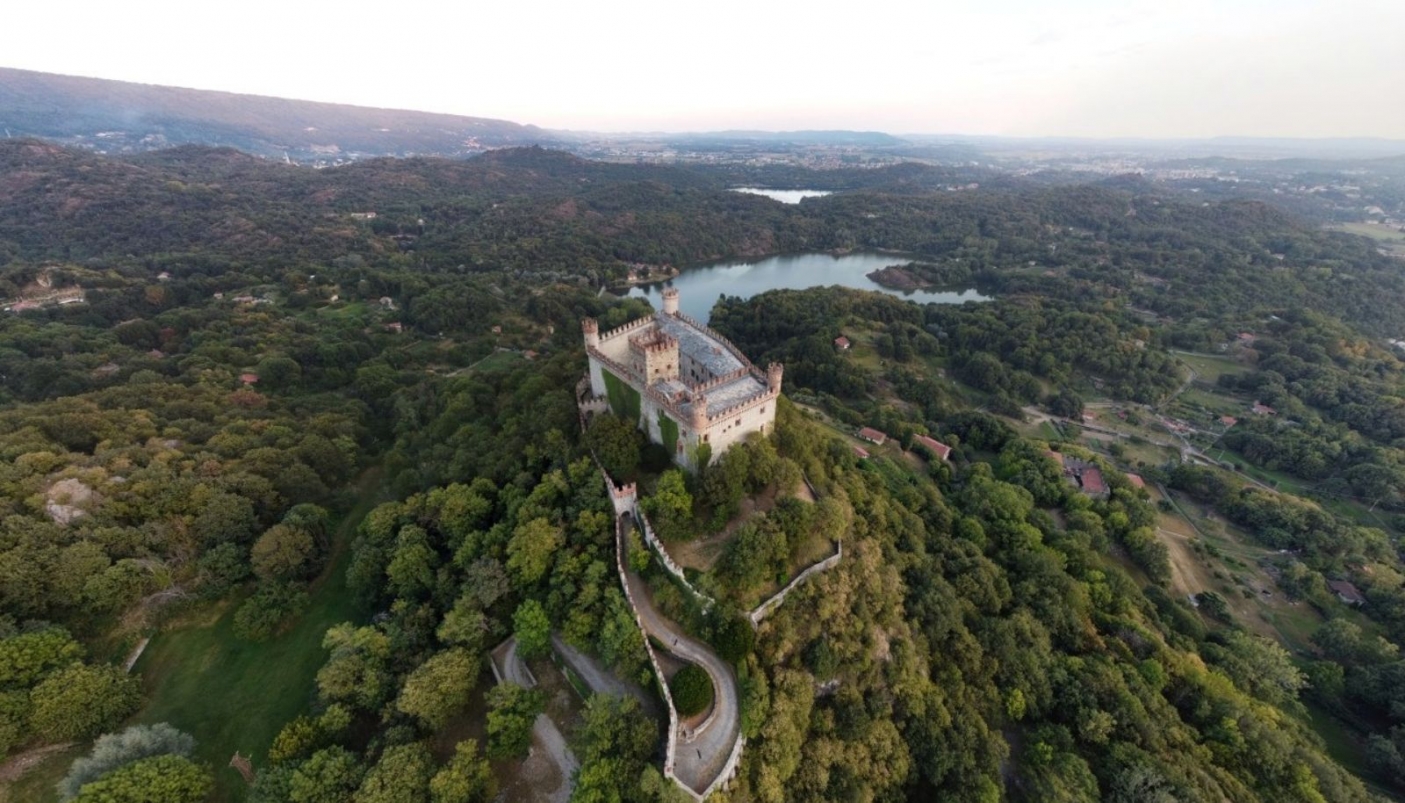 Castello di Montalto Dora @ I cinque laghi della Serra d'Ivrea