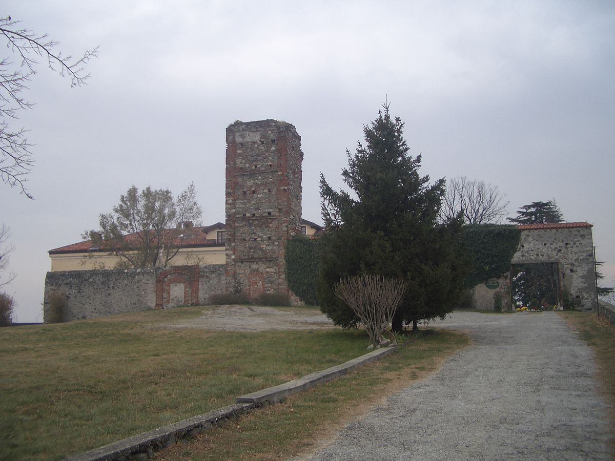 Il castello di San Giuseppe @ I cinque laghi della Serra d'Ivrea